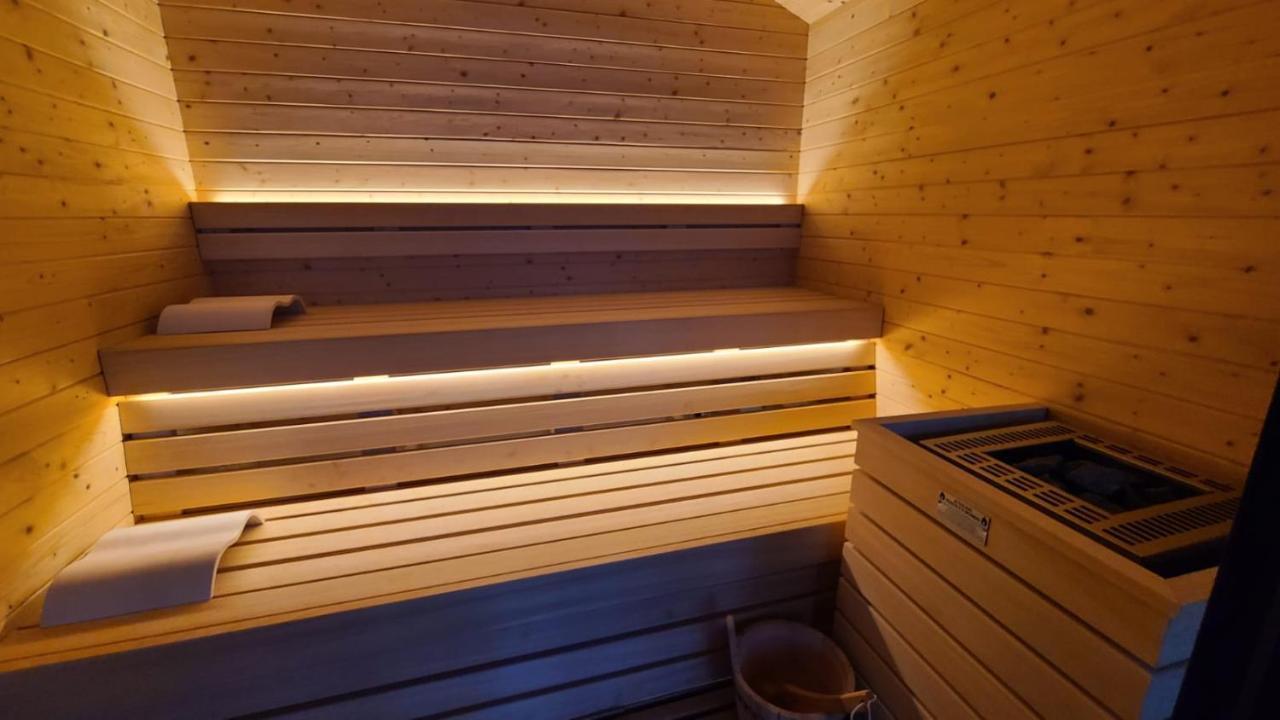 Casa Castella - Adults Only - Langhe Villa ดิอาโนดัลบา ภายนอก รูปภาพ