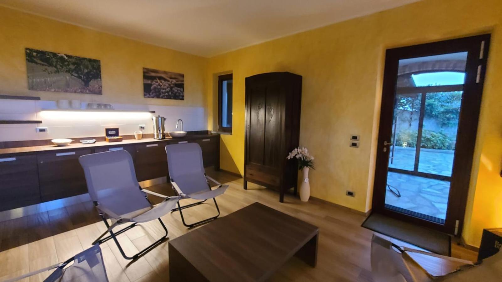Casa Castella - Adults Only - Langhe Villa ดิอาโนดัลบา ภายนอก รูปภาพ
