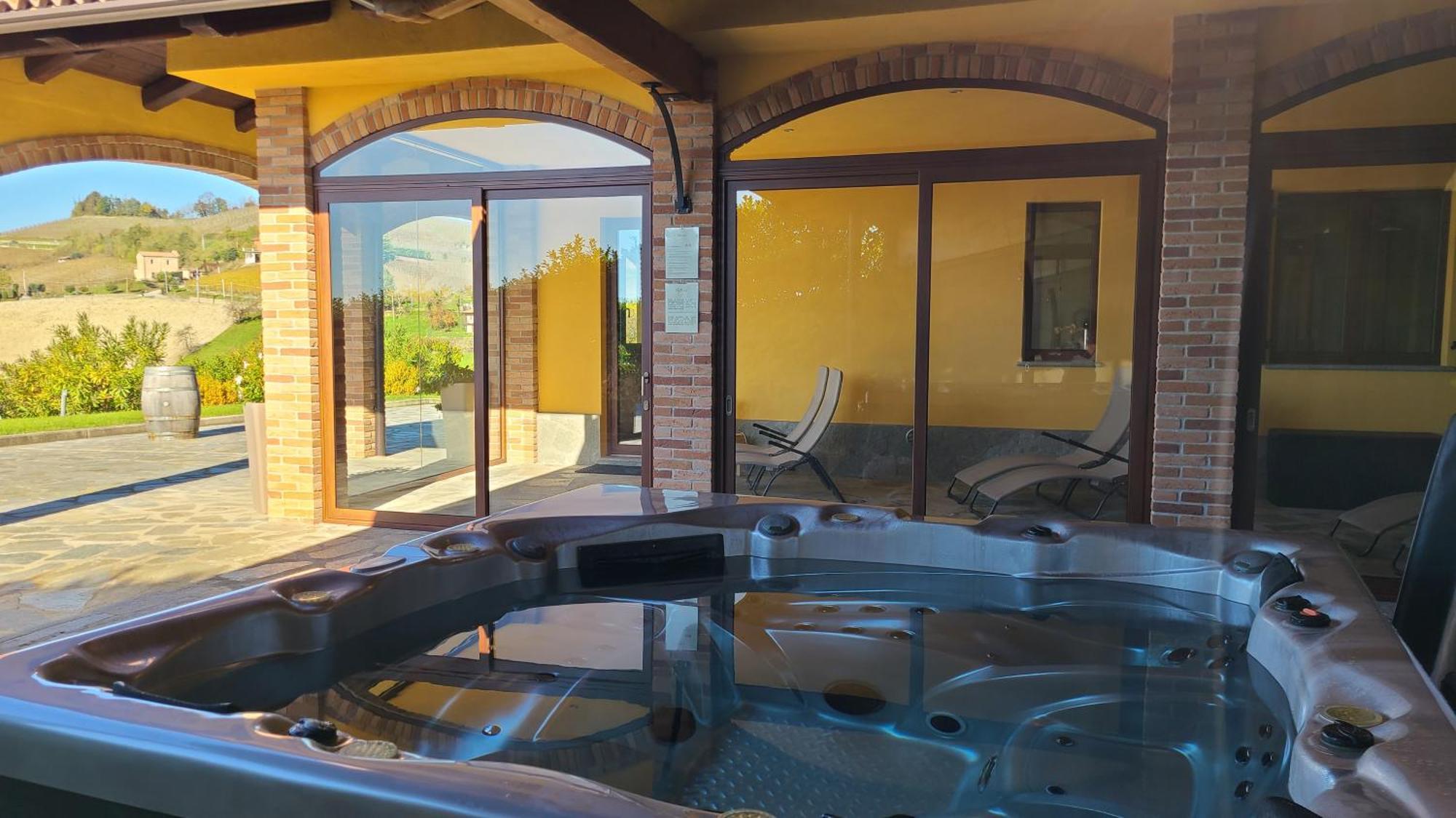 Casa Castella - Adults Only - Langhe Villa ดิอาโนดัลบา ภายนอก รูปภาพ